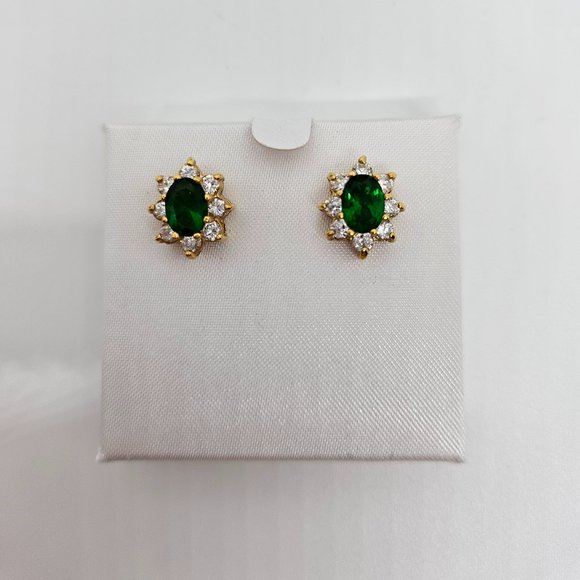 Simulated Emerald Green/White Oval Stud Earrings - Picture 7 of 9